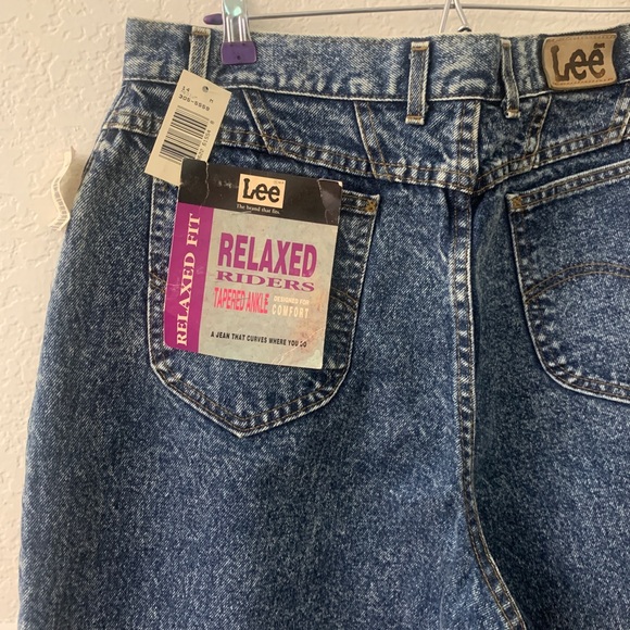 Vintage Lee Relaxed Tapered Ankle Jeans - Picture 6 of 11
